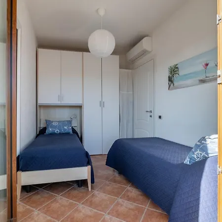 Apartmán Parcheggio-posizione Centrale-vista Mare Parziale *