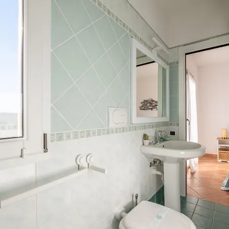 Apartmán Parcheggio-posizione Centrale-vista Mare Parziale *